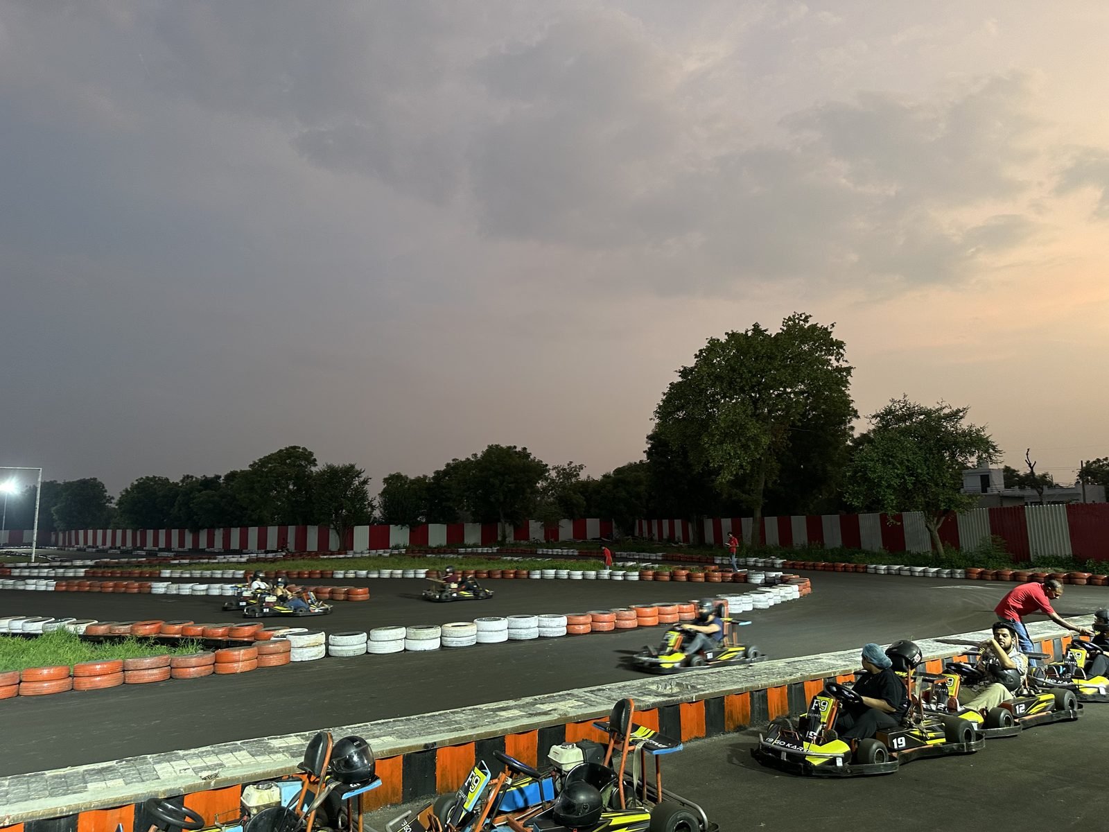 Go karting Sector 59 Gurgaon: the 850 metre F9 circuit with a group of karts on track